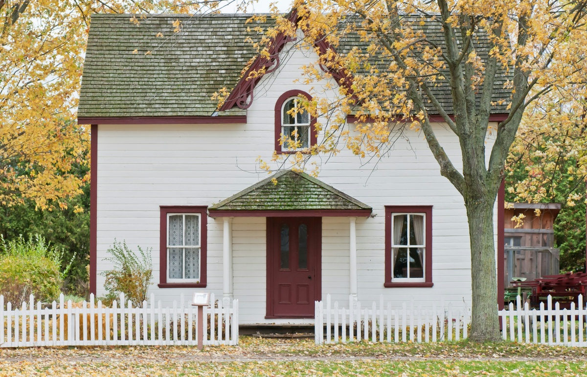 Preparing Your Home for Fall: Essential Maintenance Tips and Insurance Considerations