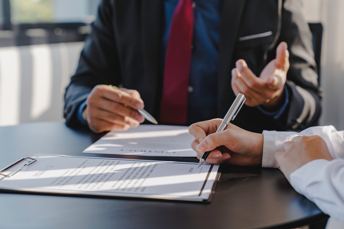 The $100 Billion Swing Era | Managing Headline Overload