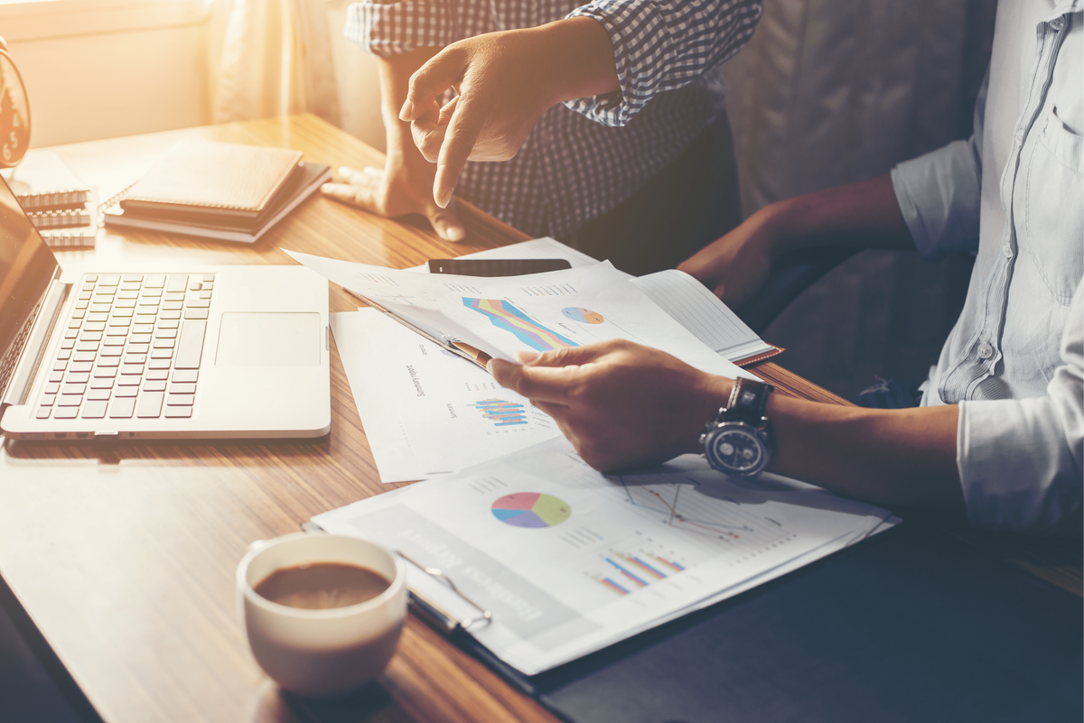 What to Look For in a Financial Advisor!