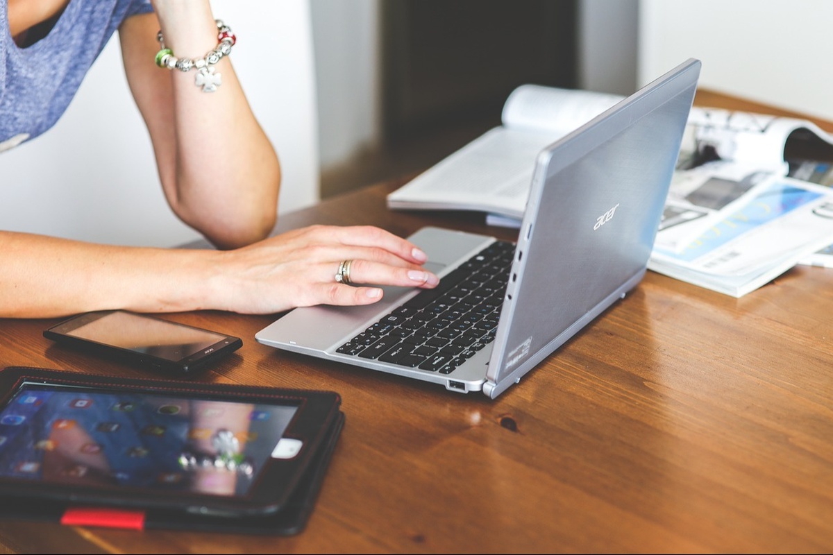 What powers does a power of attorney hold?