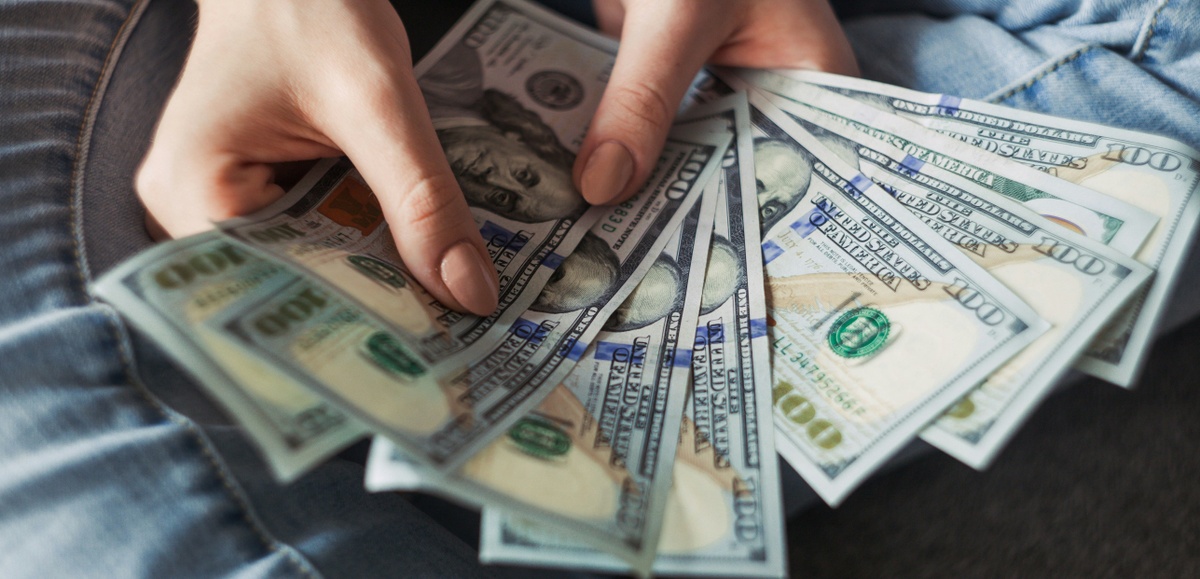 College Funding: Ways to Pay Back Student Loans