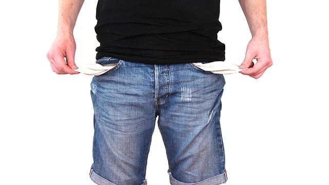 Retirement Expert Says Too Many Americans Are Withdrawing From Their 401(K) Accounts: Here’s What To