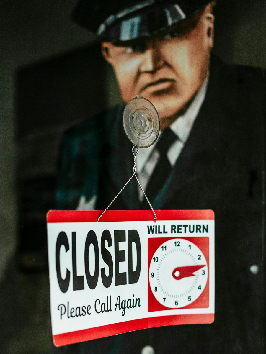 Government Shutdowns & Market Reactions: What Clients & Investors Should Know