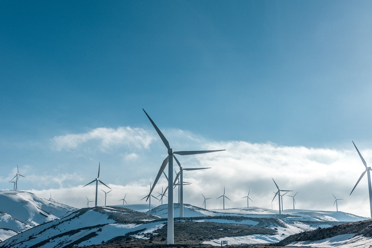 Rocky Mountain Power’s Renewable Energy Initiatives: What It Means for Investors