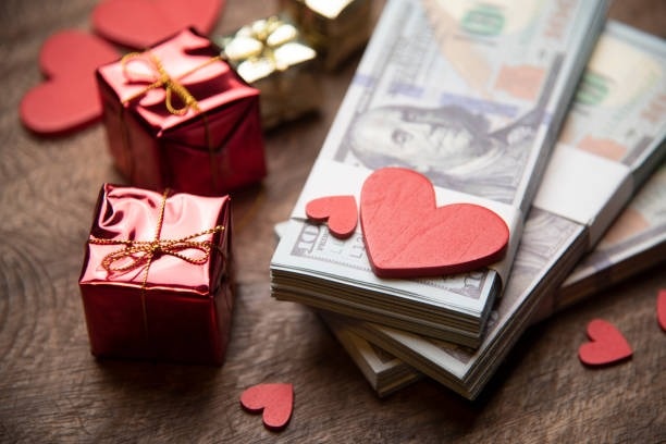 5 Ways to Show Your Financial Future Some Love