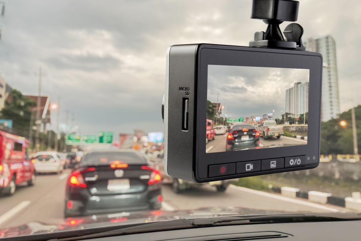 The Role of Telematics and Cameras in the National Limousine and Charter Bus Industry