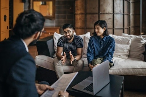 8 Money Tips Financial Planners Always Give To Couples