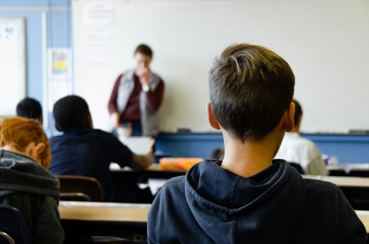 Why So Many Teachers Skip Getting Financial Help (And Why That's Risky)