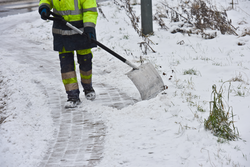 Snow Shoveling Safety Tips