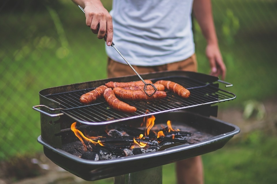 Grilling Out? Here are 8 Safety Tips