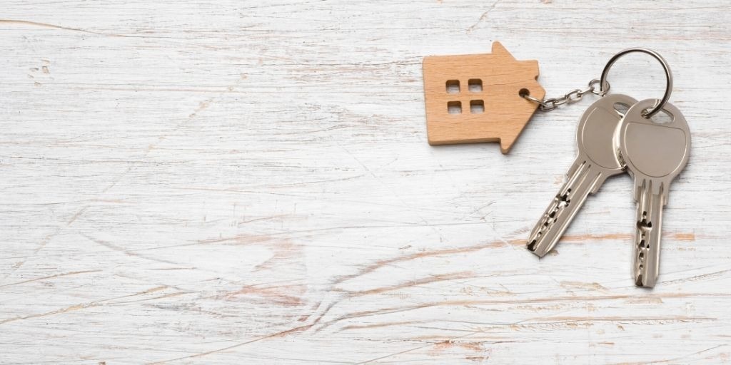 To Move or Not to Move? The Pros and Cons of Downsizing After the Kids Leave
