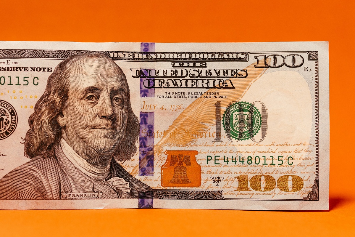 How Much Does It Cost To Work With A Financial Advisor?