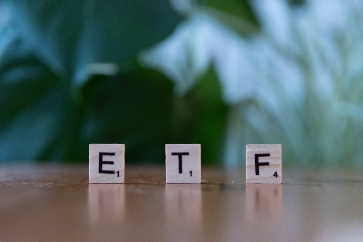 ETF Investment Strategy for Long-Term Growth
