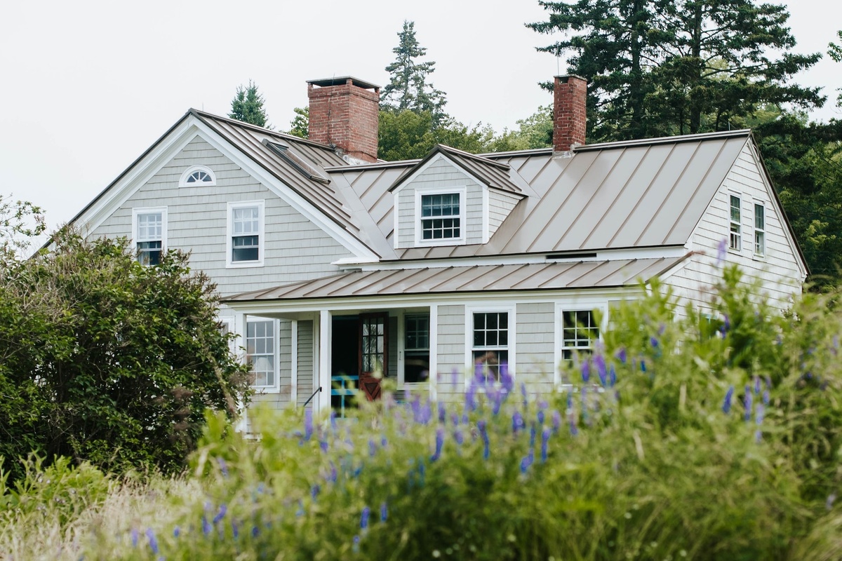 What Are Some Limitations on Homeowners Insurance?