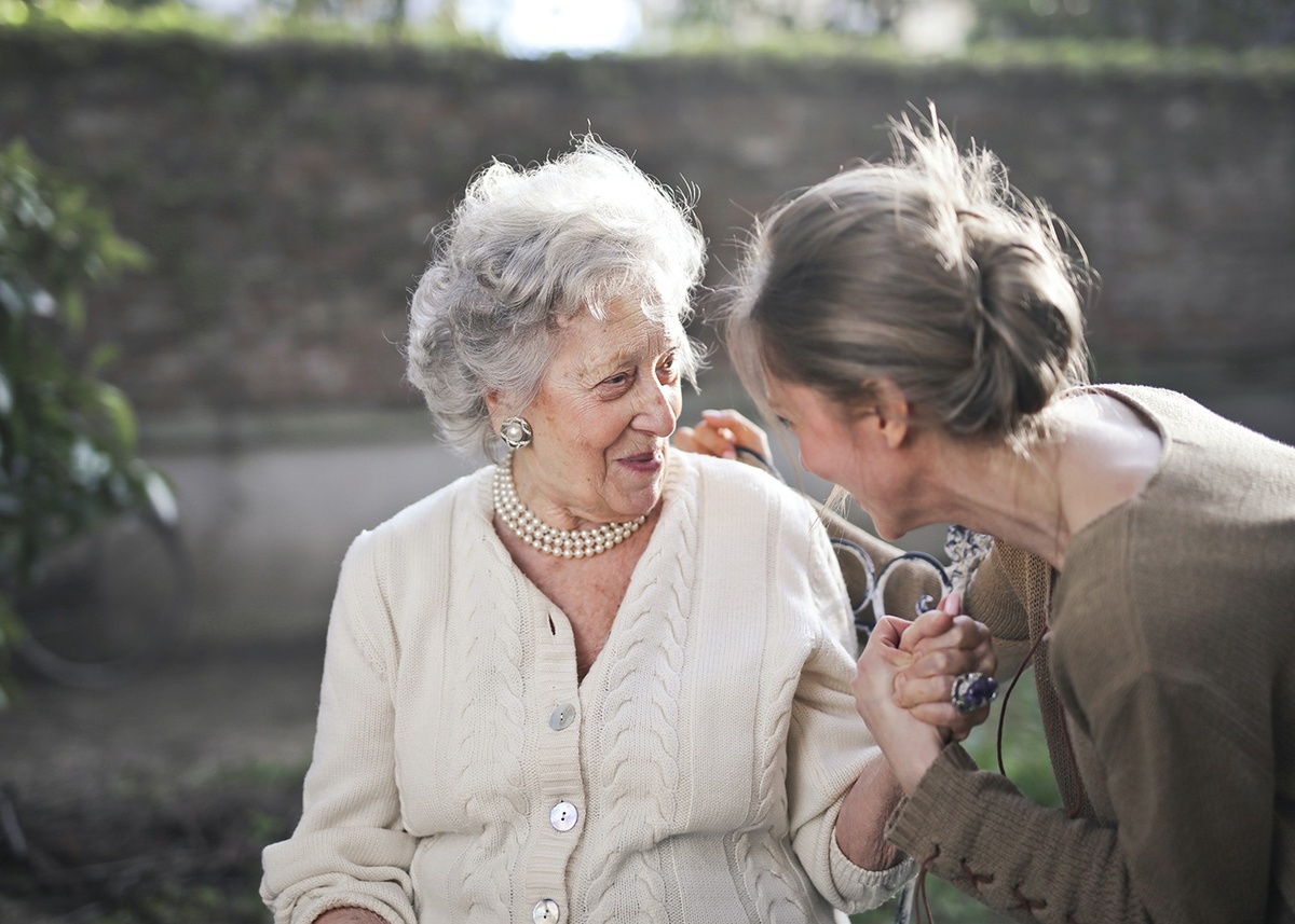 Gifting vs. Inheritance: Which Is Better For My Beneficiaries?