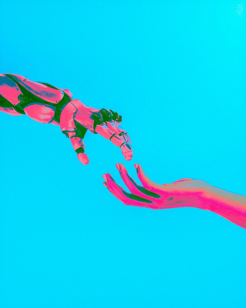 Leveraging AI In Sales? 18 Ways To Maintain Human Connections