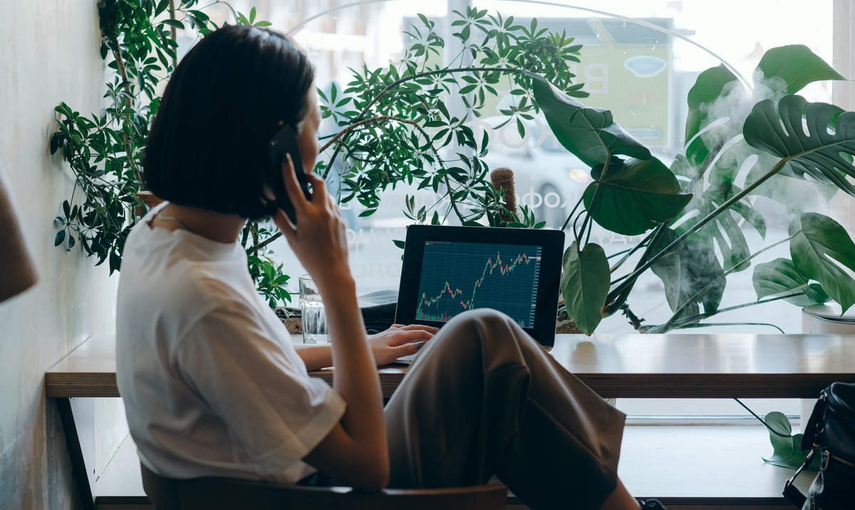 7 Pitfalls of Emotional Investing