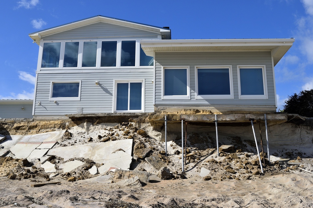 Why are Florida Home Insurance Rates Increasing?
