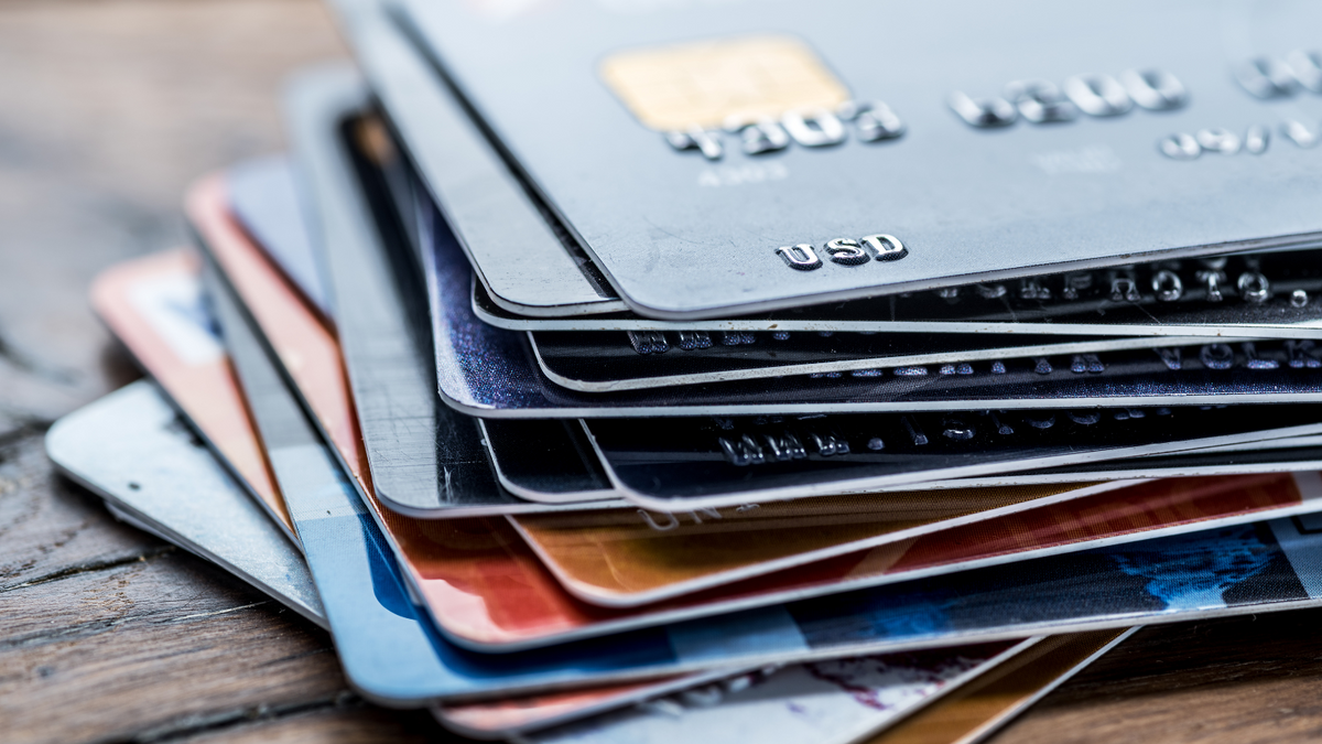 How to Navigate Credit Card Debt as a HENRY