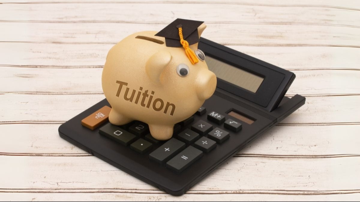 From College Acceptances to Affordability: Considerations for Families in the Final Stretch