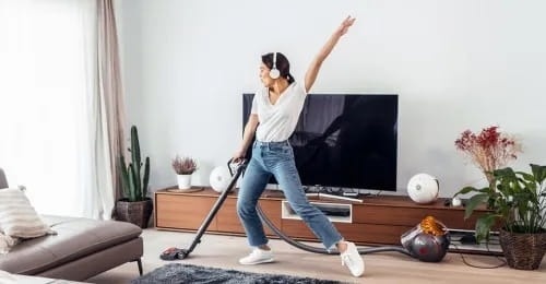 Financial Spring Cleaning: 8 Ways To Refresh Your Finances