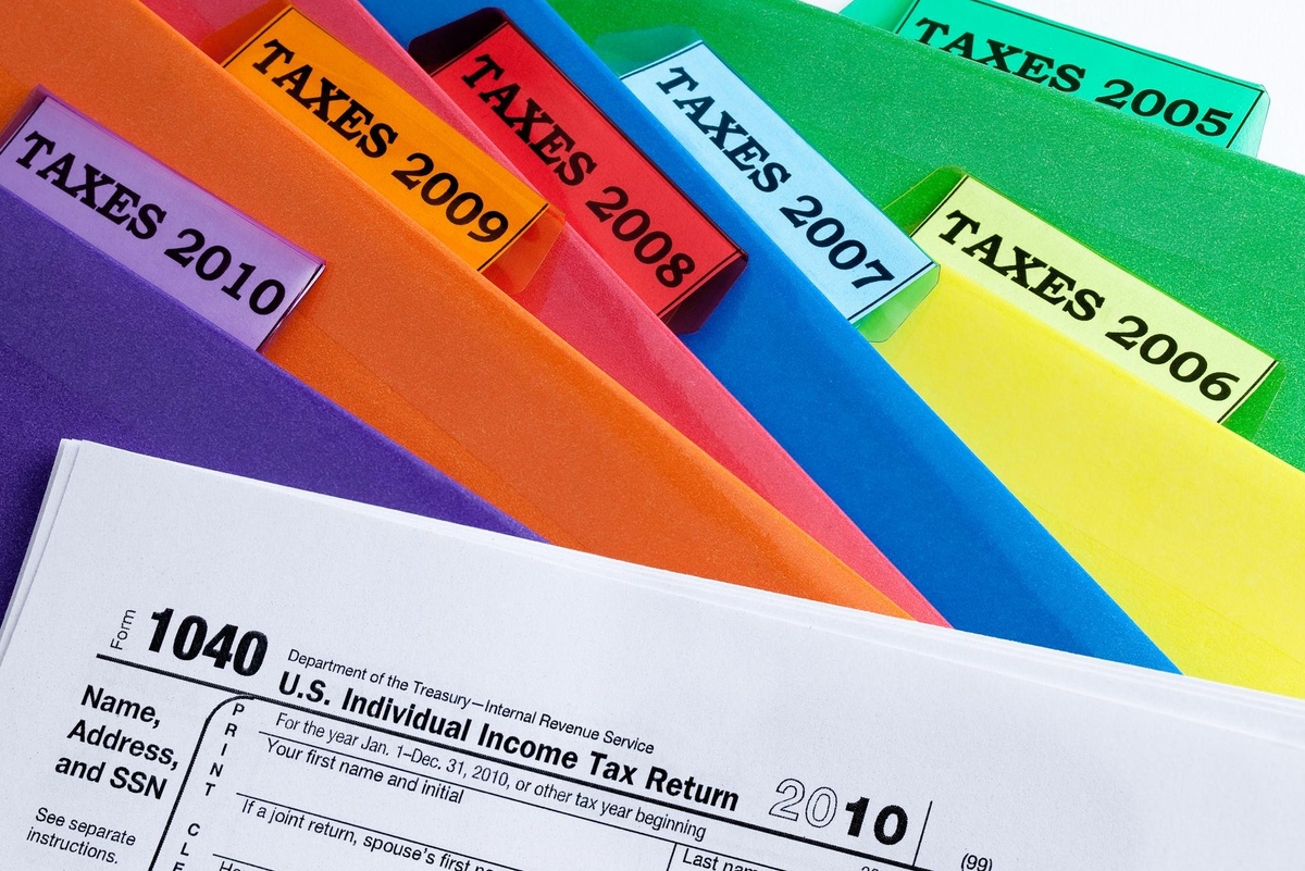 Invisible Cost of Waiting Tax Season to Review Your Finances