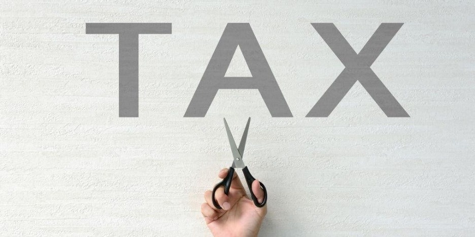 Pay Less, Keep More: 5 Tax-Saving Strategies for Retirees