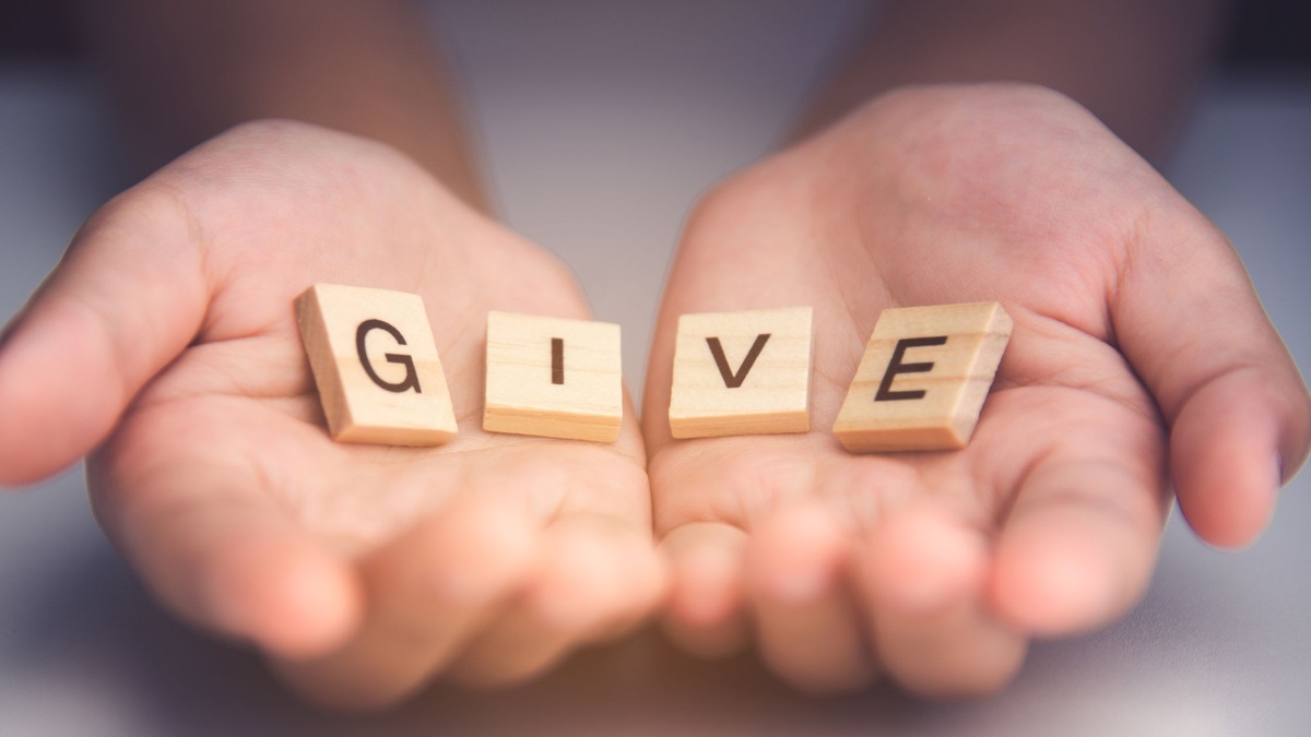 QCDs: Donating and Gift Giving Through Your IRA