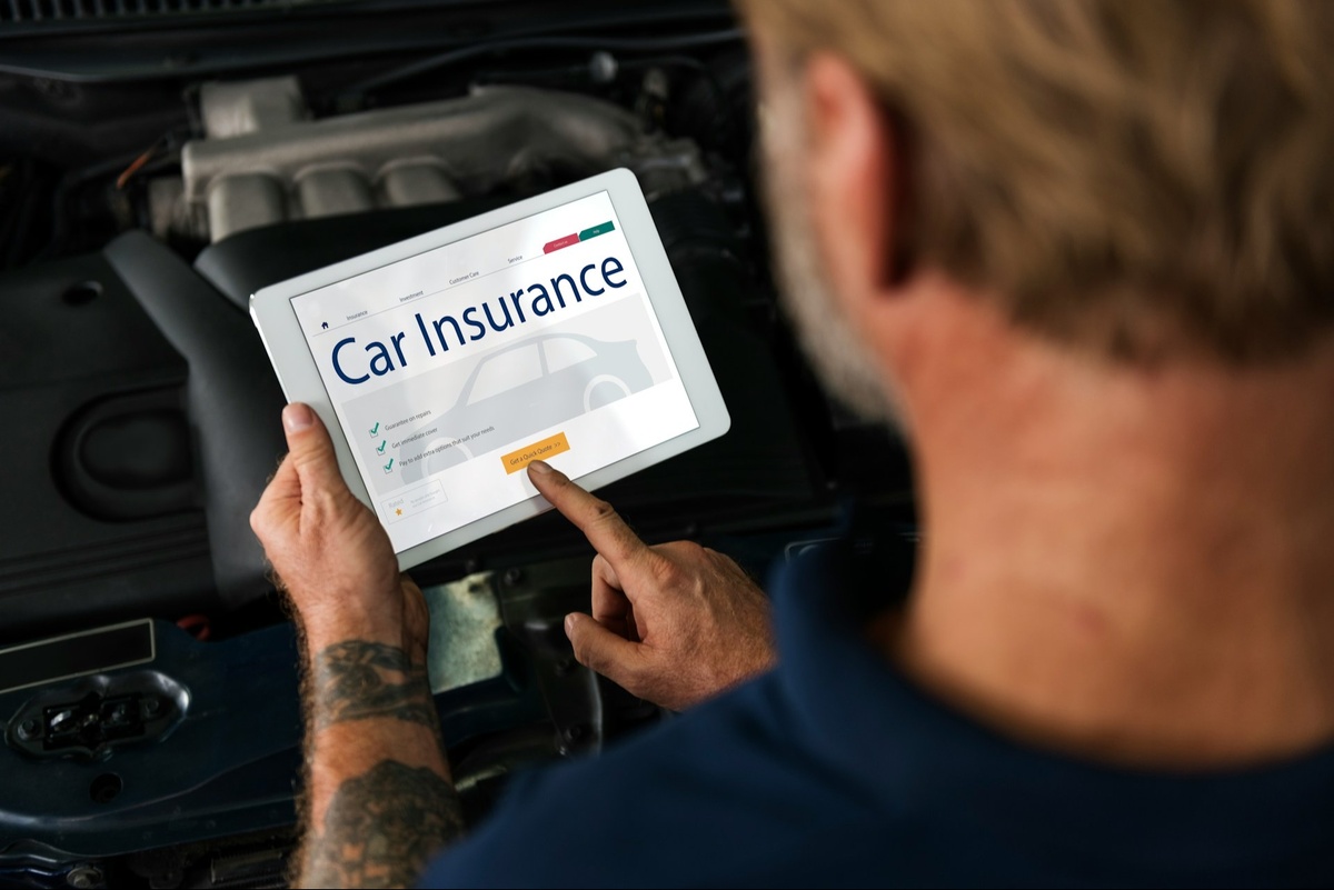 Finding Cheap Car Insurance Options in Knoxville, TN