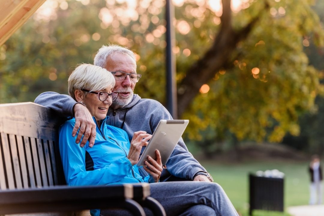 Retirement Income Strategies for Married Couples