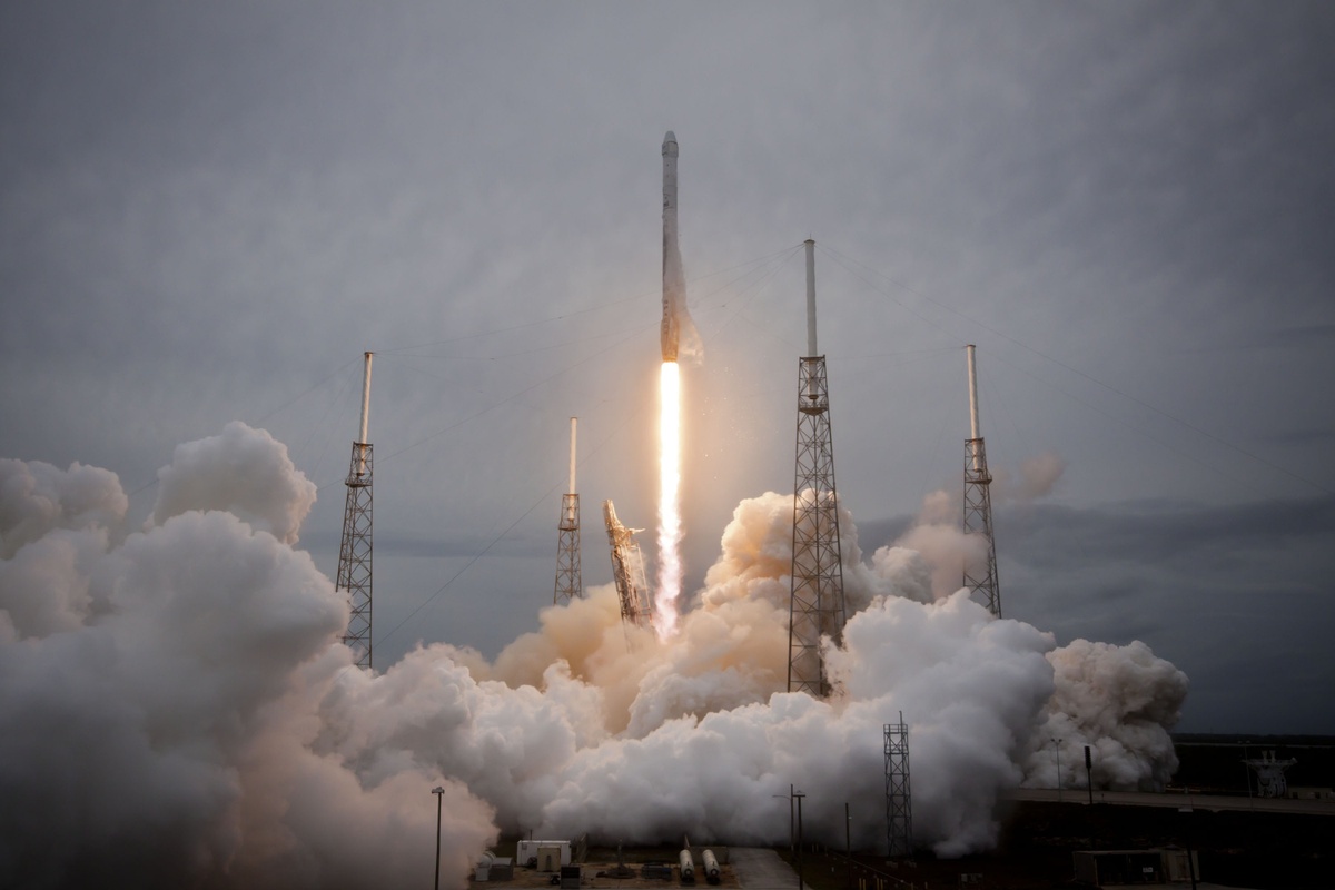 Markets Sell Off as Jobs Data Jolts Rate Odds, SpaceX IPO Ahead