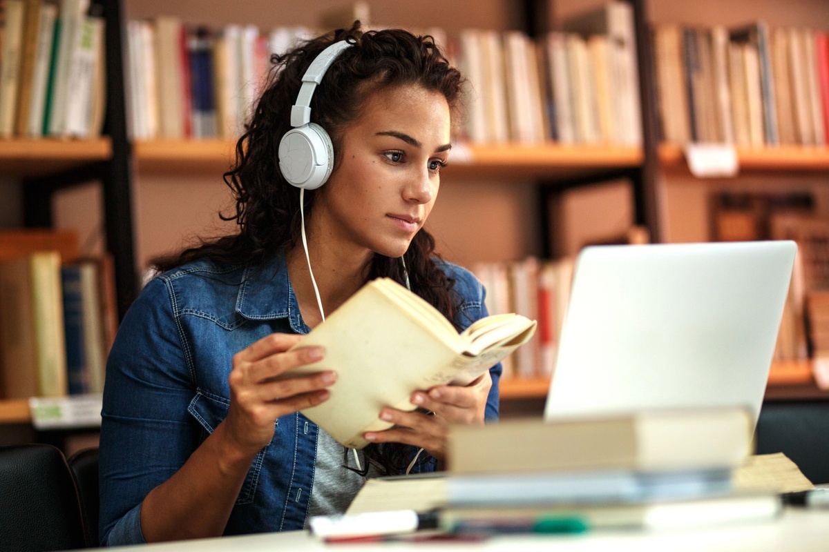 Do Parents Have To Cosign Student Loans? Here’s What To Know