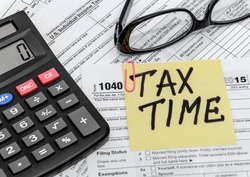 Why Moving Into a Higher Tax Bracket Doesn’t Hurt You