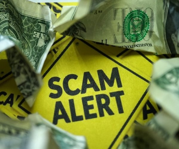 Too Good to Be True: How Bitcoin Scams Exploit Hype, Urgency, and Bad Timing