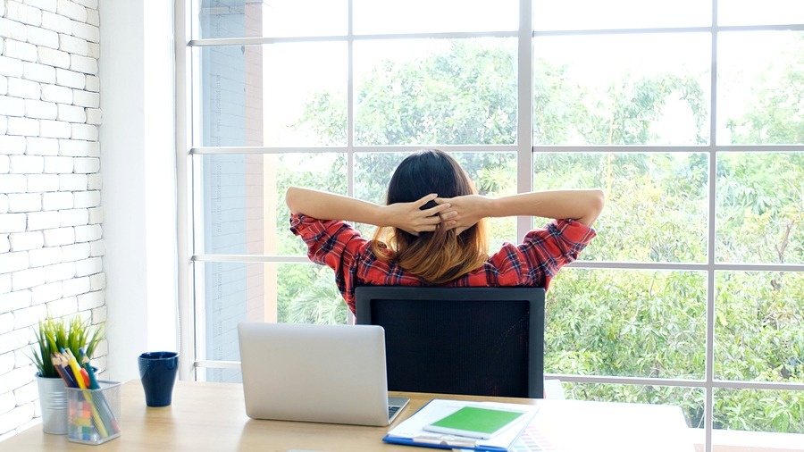 How To Manage Your Money And Reduce The Stress