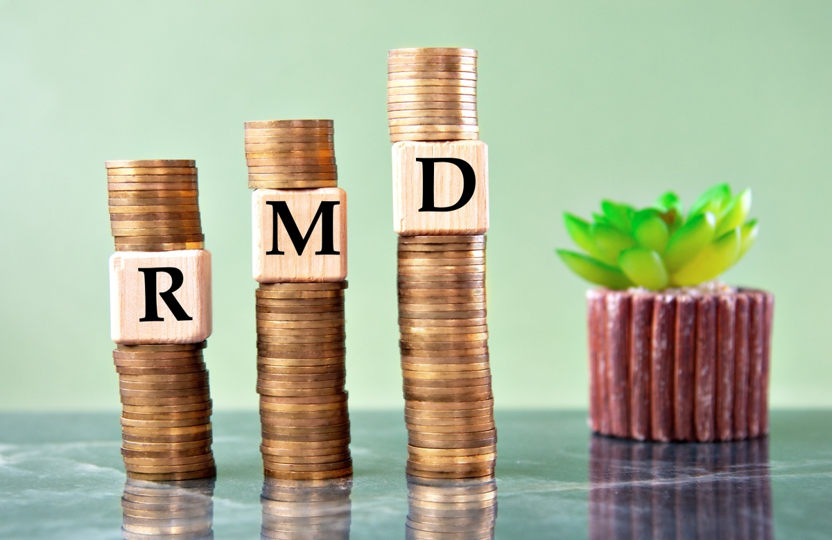 Minding the Gap: How Age Differences Complicate RMD Planning