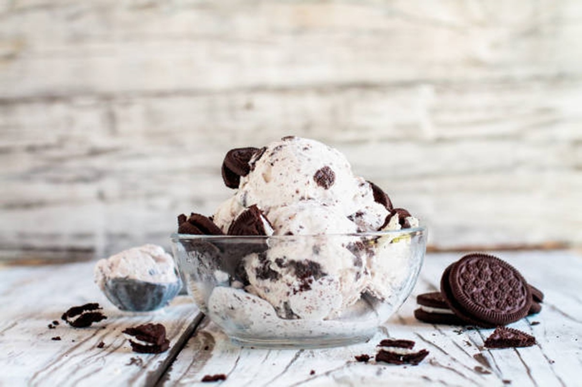Economic Evolution, Popcorn Brain, and Cookies & Cream