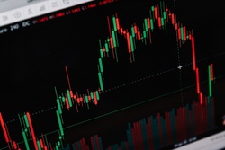 I'm giving my daughter a brokerage account. How to choose?