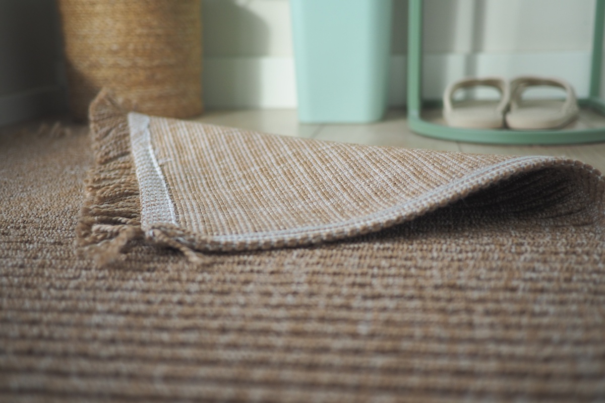 Turns Out, They Were Right About the Rugs