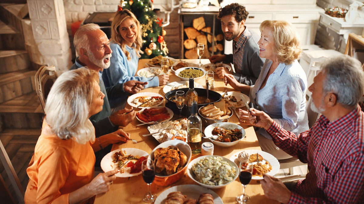 7 Estate Planning Topics to Discuss with the Family over Thanksgiving Dinner