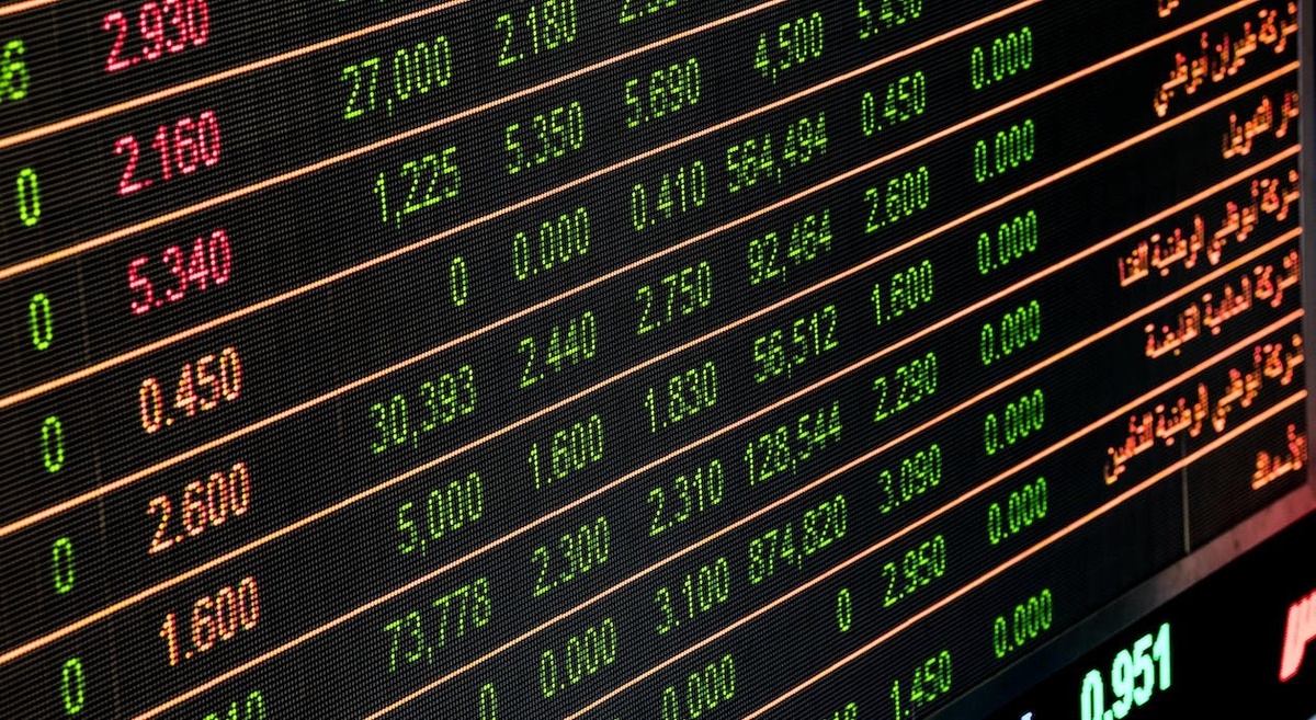 4 Strategies for Long-Term Investment Success