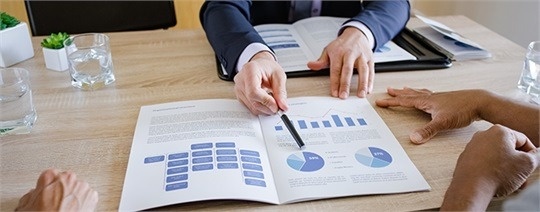 Managing Your Investment Portfolio in Volatile Times: Guess or Manage?