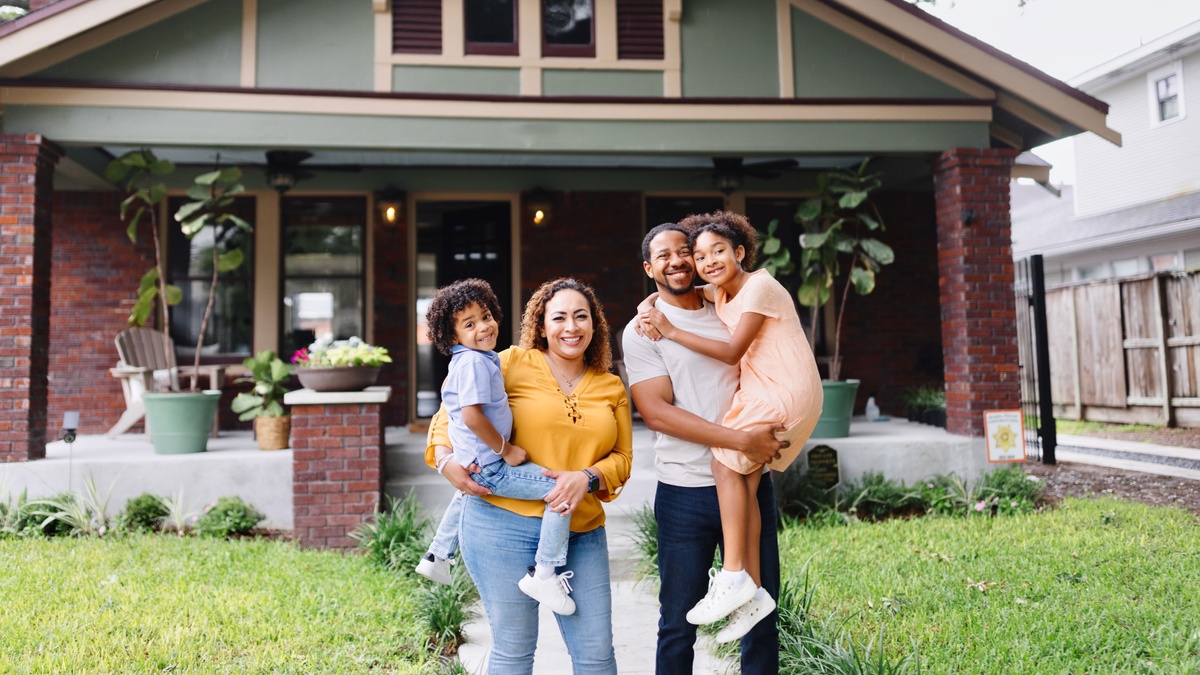 Should You Pay Off Your Mortgage or Invest?