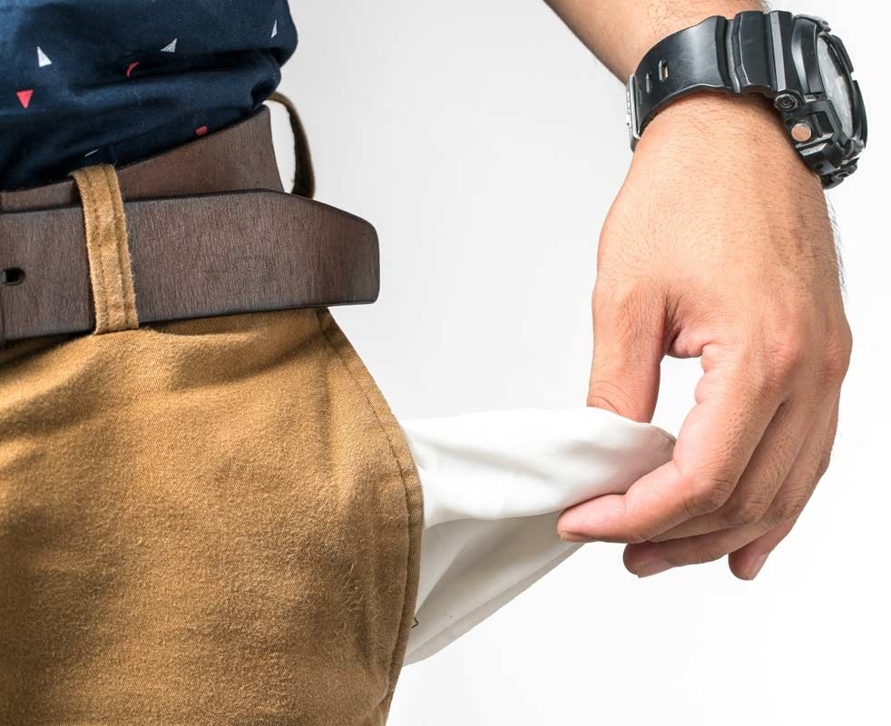 5 Reasons People Stay Broke