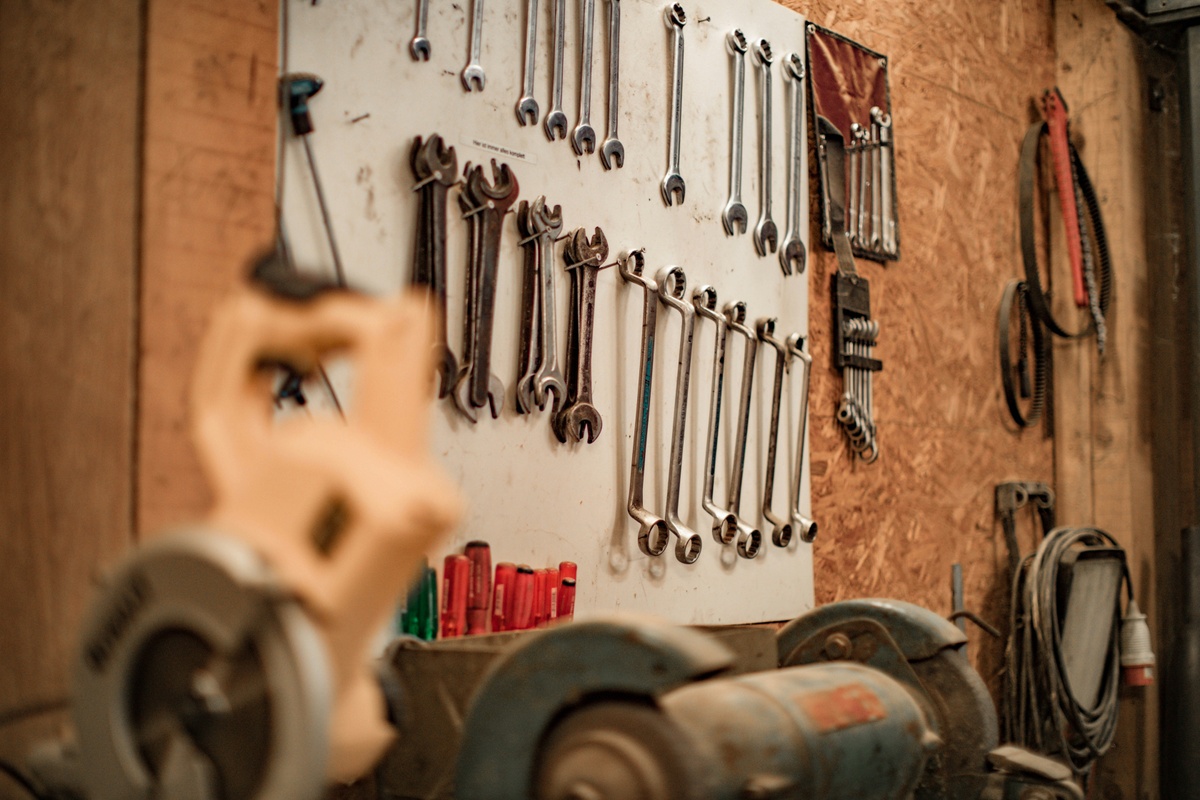 Dealership & Garage Insurance: What You Need to Know Before a Claim Happens
