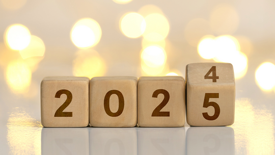 New Year's Resolutions: Financial and Personal Growth Strategies for 2025