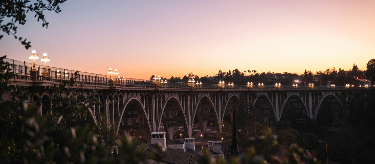 Choosing the Right Financial Advisor in Pasadena: What High Earners Need to Know