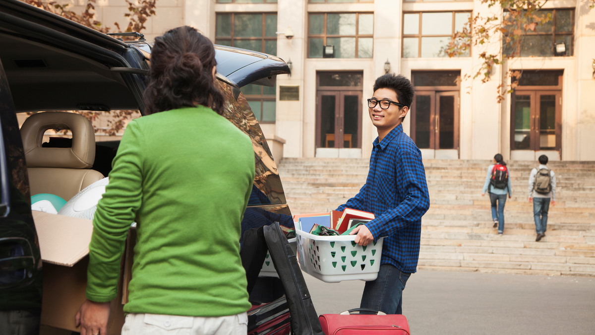 Understanding 401(k) and IRA Withdrawals for Education Expenses