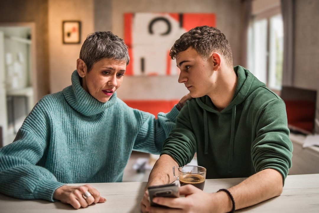 These Families Are Shutting Down the Bank of Mom and Dad