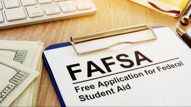 FAFSA - Attention Parents and Grandparents of College-Bound Students